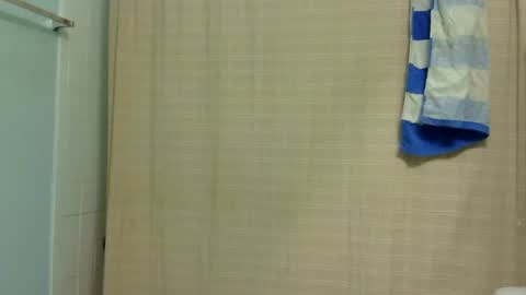 Snapshot of 5m0o74a55 chatting on January 17, 2025, 1:36 am 5m0o74a55 online show from January 17, 2025, 1:36 am