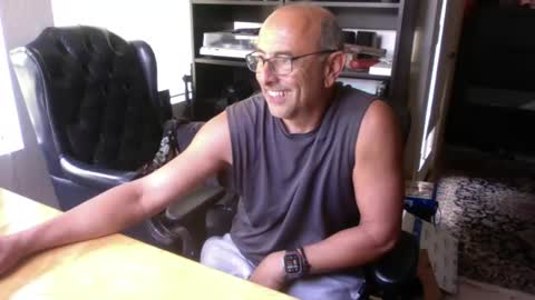 Snapshot of 66sexytime99 chatting on October 31, 2025, 5:58 pm daddy vegas  for single women and couples here online show from October 31, 2025, 5:58 pm