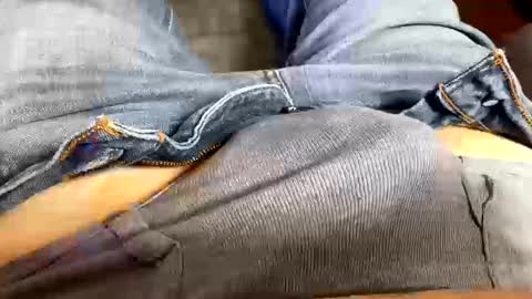 Snapshot of 6inchboytoy chatting on October 17, 2025, 3:58 pm 6inchboytoy online show from October 17, 2025, 3:58 pm