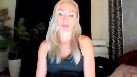 Snapshot of 6noangel66 chatting on September 17, 2025, 1:40 am SABOTAGE online show from September 17, 2025, 1:40 am