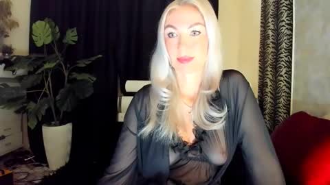 Snapshot of 6noangel66 chatting on October 5, 2025, 1:15 am SABOTAGE online show from October 5, 2025, 1:15 am