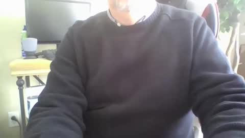 Snapshot of 72funguy71 chatting on December 5, 2024, 7:49 pm 72funguy71 online show from December 5, 2024, 7:49 pm