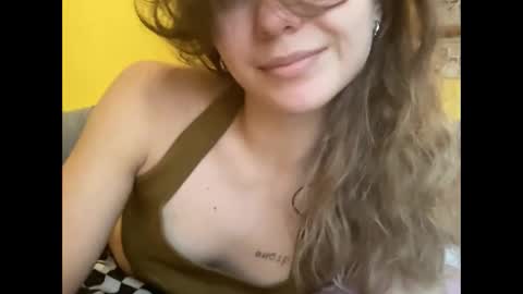 Snapshot of 75sowet018 chatting on November 28, 2025, 1:58 pm 75sowet018 online show from November 28, 2025, 1:58 pm