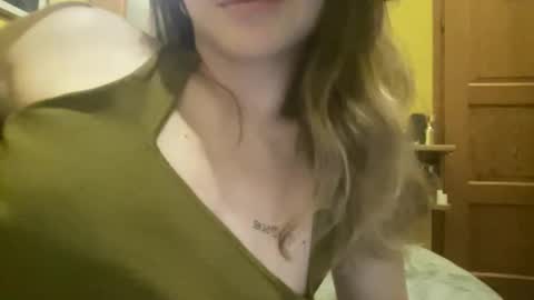 Snapshot of 75sowet018 chatting on December 5, 2025, 7:43 pm 75sowet018 online show from December 5, 2025, 7:43 pm