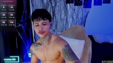 Snapshot of 777_stefantransmen chatting on November 3, 2025, 8:10 pm Stefan online show from November 3, 2025, 8:10 pm