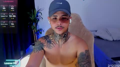 Snapshot of 777_stefantransmen chatting on December 2, 2025, 9:10 pm Stefan online show from December 2, 2025, 9:10 pm