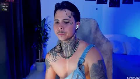 Snapshot of 777_stefantransmen chatting on December 15, 2025, 2:38 am Stefan online show from December 15, 2025, 2:38 am