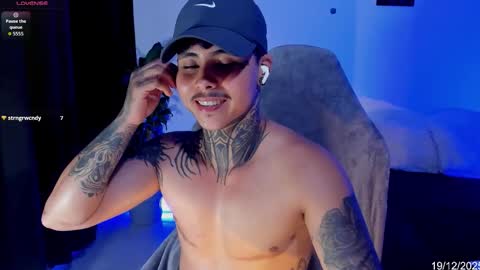 Snapshot of 777_stefantransmen chatting on December 19, 2025, 11:56 pm Stefan online show from December 19, 2025, 11:56 pm