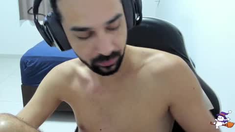 Snapshot of 7_high chatting on November 9, 2025, 1:09 pm high online show from November 9, 2025, 1:09 pm