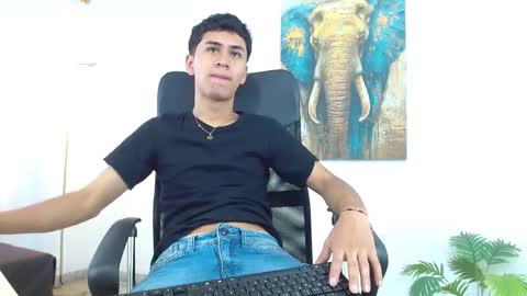 Alan online show from October 31, 2025, 1:23 pm