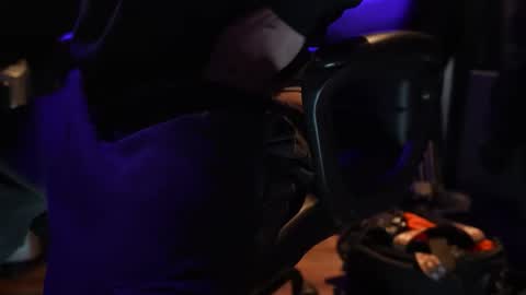 7fivecedge online show from December 15, 2025, 4:17 am