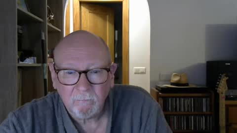 Snapshot of 7thsojourn chatting on December 31, 2024, 4:46 pm Papi online show from December 31, 2024, 4:46 pm