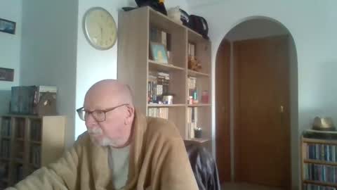 Snapshot of 7thsojourn chatting on February 4, 2025, 9:28 am Papi online show from February 4, 2025, 9:28 am