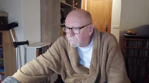 Snapshot of 7thsojourn chatting on February 6, 2025, 5:40 pm Papi online show from February 6, 2025, 5:40 pm