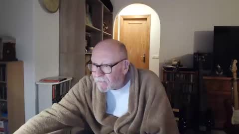 Snapshot of 7thsojourn chatting on March 9, 2025, 8:21 pm Papi online show from March 9, 2025, 8:21 pm