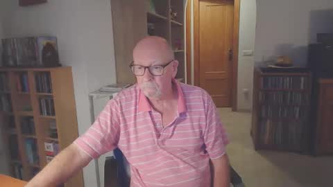 Snapshot of 7thsojourn chatting on November 1, 2025, 9:17 pm Papi online show from November 1, 2025, 9:17 pm