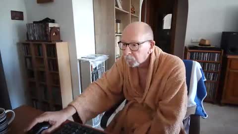 Snapshot of 7thsojourn chatting on November 25, 2025, 9:31 am Papi online show from November 25, 2025, 9:31 am