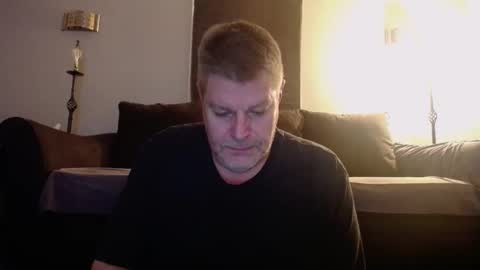 Snapshot of 989guy chatting on November 10, 2025, 2:32 am 989guy online show from November 10, 2025, 2:32 am