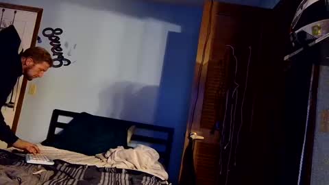 Snapshot of 9_25 chatting on December 6, 2024, 3:41 am 8over6 online show from December 6, 2024, 3:41 am