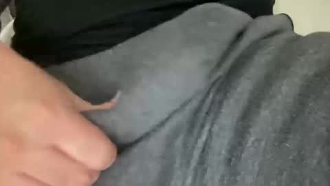 Snapshot of 9x6thickmassive chatting on October 20, 2025, 5:02 pm 9x6thickmassive online show from October 20, 2025, 5:02 pm