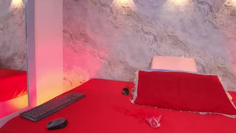  abby rouss online show from September 30, 2025, 3:11 am