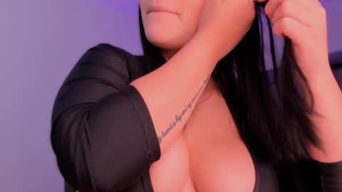 Abbye Miller online show from October 3, 2025, 12:02 pm