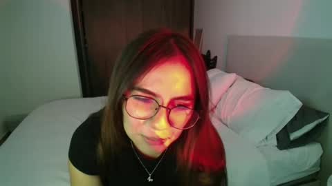 Snapshot of _abbyyyy_ chatting on January 24, 2025, 10:08 pm abby 3 online show from January 24, 2025, 10:08 pm