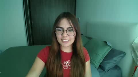 Snapshot of _abbyyyy_ chatting on February 26, 2025, 6:54 pm abby 3 online show from February 26, 2025, 6:54 pm