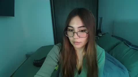 Snapshot of _abbyyyy_ chatting on February 28, 2025, 6:20 pm abby 3 online show from February 28, 2025, 6:20 pm