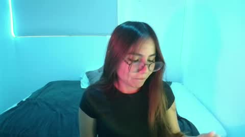 Snapshot of _abbyyyy_ chatting on September 16, 2025, 5:47 pm abby 3 online show from September 16, 2025, 5:47 pm
