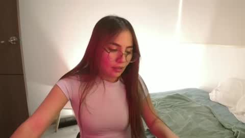 Snapshot of _abbyyyy_ chatting on October 17, 2025, 6:10 pm abby 3 online show from October 17, 2025, 6:10 pm
