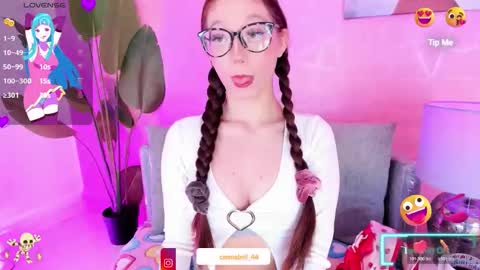 Snapshot of _abril77 chatting on December 4, 2025, 3:05 am Abril online show from December 4, 2025, 3:05 am