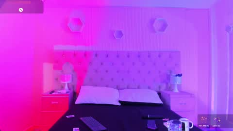 Snapshot of _agathaargent chatting on October 23, 2025, 9:41 am Agatha online show from October 23, 2025, 9:41 am