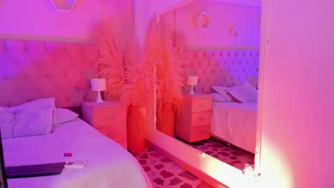 Snapshot of _agathaargent chatting on December 14, 2025, 9:03 am Agatha online show from December 14, 2025, 9:03 am