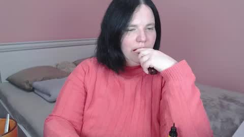 Snapshot of _alexandra_ray_ chatting on November 15, 2025, 8:55 am _alexandra_ray_ online show from November 15, 2025, 8:55 am