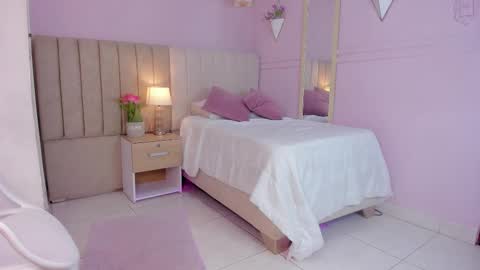 Snapshot of _andrea_x chatting on October 15, 2025, 11:32 am Hii I Am Andrea online show from October 15, 2025, 11:32 am