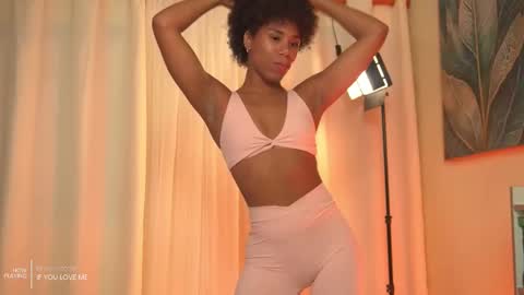 Snapshot of _angeleyes chatting on September 16, 2025, 10:44 pm Angie -  online show from September 16, 2025, 10:44 pm