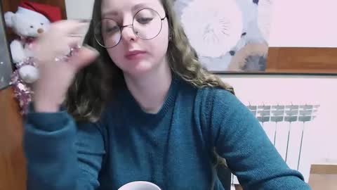 Anna online show from December 6, 2024, 12:05 pm