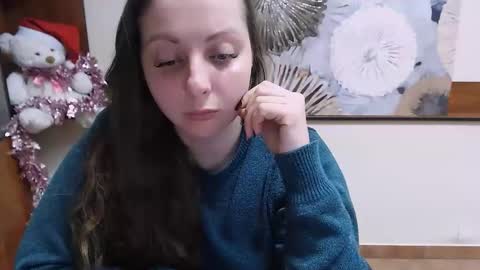 Anna online show from December 16, 2024, 4:16 pm