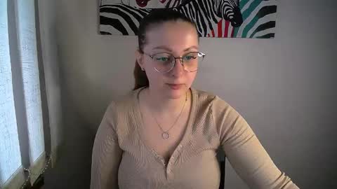 Anna online show from November 15, 2025, 7:27 am