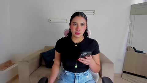 Snapshot of _april_smith_ chatting on September 26, 2025, 12:20 pm online show from September 26, 2025, 12:20 pm