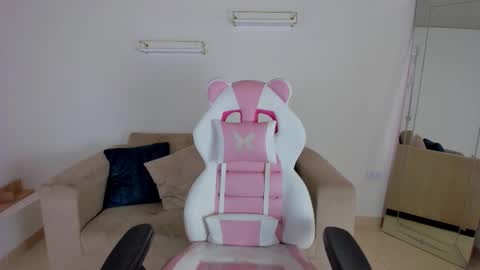 Snapshot of _april_smith_ chatting on September 27, 2025, 12:21 pm online show from September 27, 2025, 12:21 pm