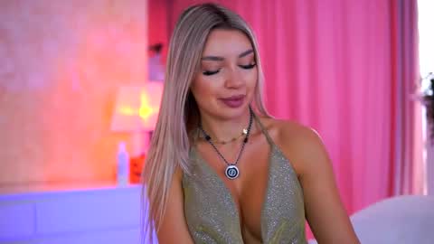 Arielle online show from November 18, 2025, 9:36 am