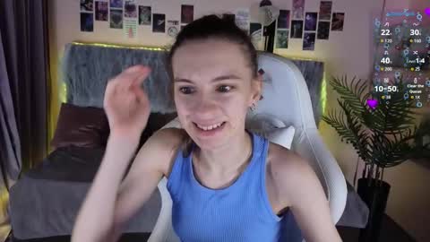 _ash_leyy_ online show from October 26, 2025, 1:33 am