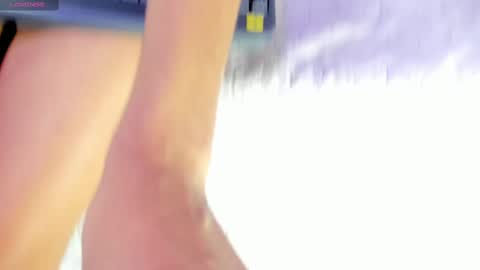 Snapshot of _aurora18 chatting on February 23, 2025, 3:13 am Aura online show from February 23, 2025, 3:13 am