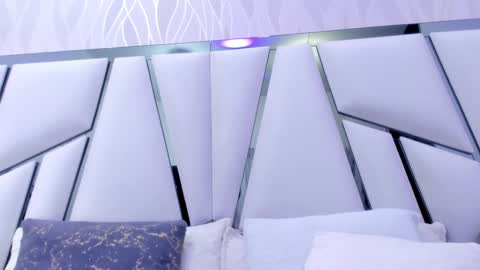 Snapshot of _aurora18 chatting on February 25, 2025, 3:09 am Aura online show from February 25, 2025, 3:09 am