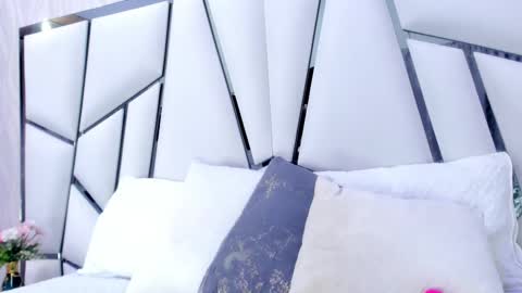 Snapshot of _aurora18 chatting on February 26, 2025, 3:10 am Aura online show from February 26, 2025, 3:10 am