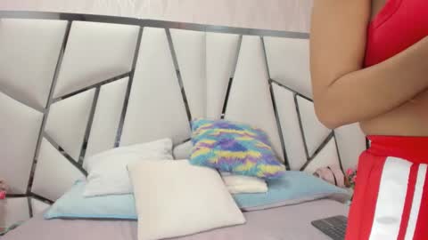 Snapshot of _aurora18 chatting on September 25, 2025, 3:10 am Aura online show from September 25, 2025, 3:10 am