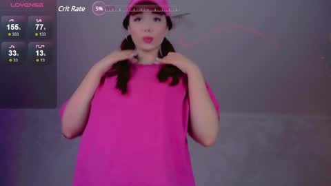 Snapshot of _b_a_n_s_h_e_e_ chatting on January 10, 2025, 8:59 pm Emily - BLONDE Jennifer - RED hair online show from January 10, 2025, 8:59 pm