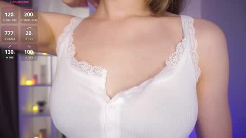 Snapshot of _bluebell__ chatting on December 15, 2025, 5:44 am My name is Agnes online show from December 15, 2025, 5:44 am